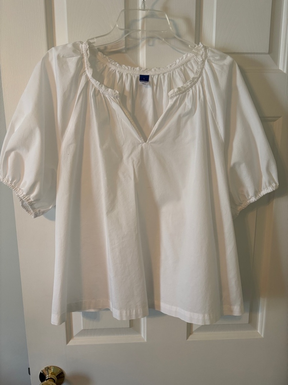 Old Navy White Peasant Blouse with Elastic Puff Sleeves